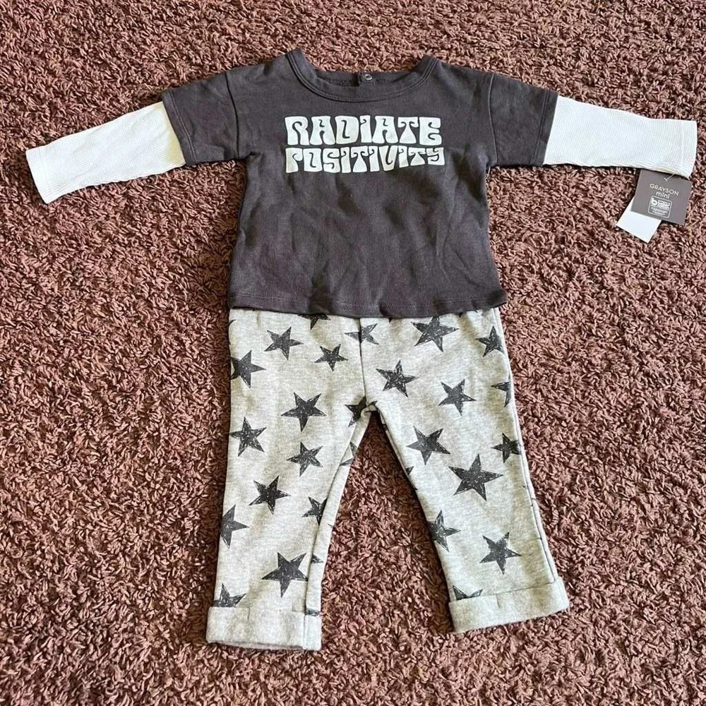 Grayson Mini Baby 12 Month Radiate Positivity Star Print 2pc Outfit Set Gray NWT
